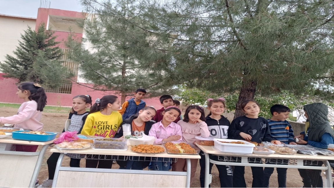 GAZZE YARARINA KERMES ETKİNLİĞİ